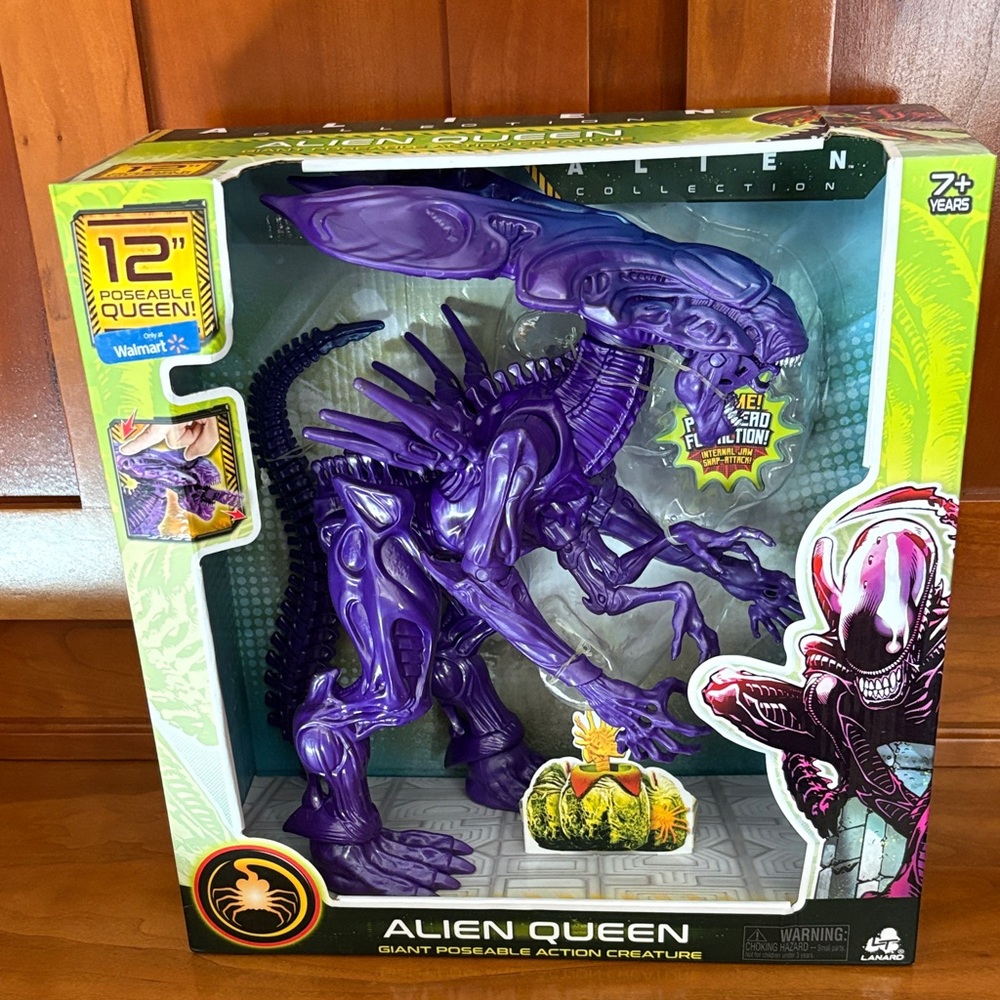Alien Queen Poseable Action Creature - Purple - Kids Toys